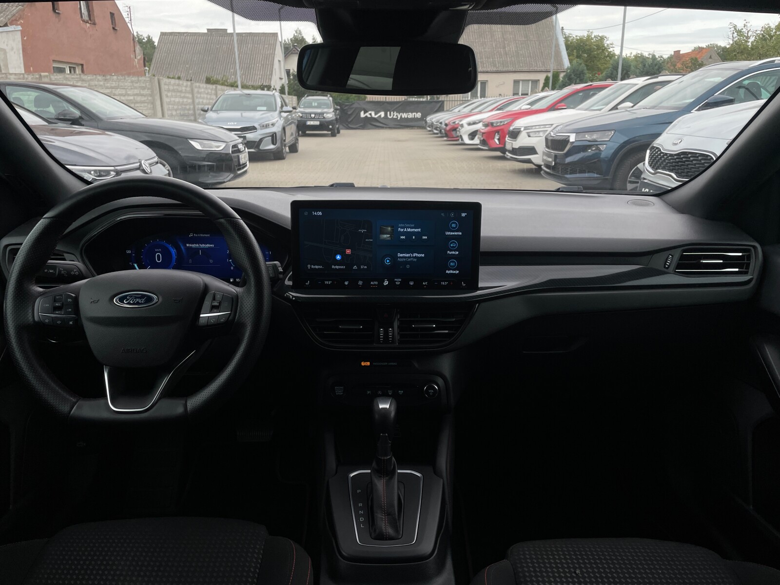 Ford Focus - zdjęcie 17