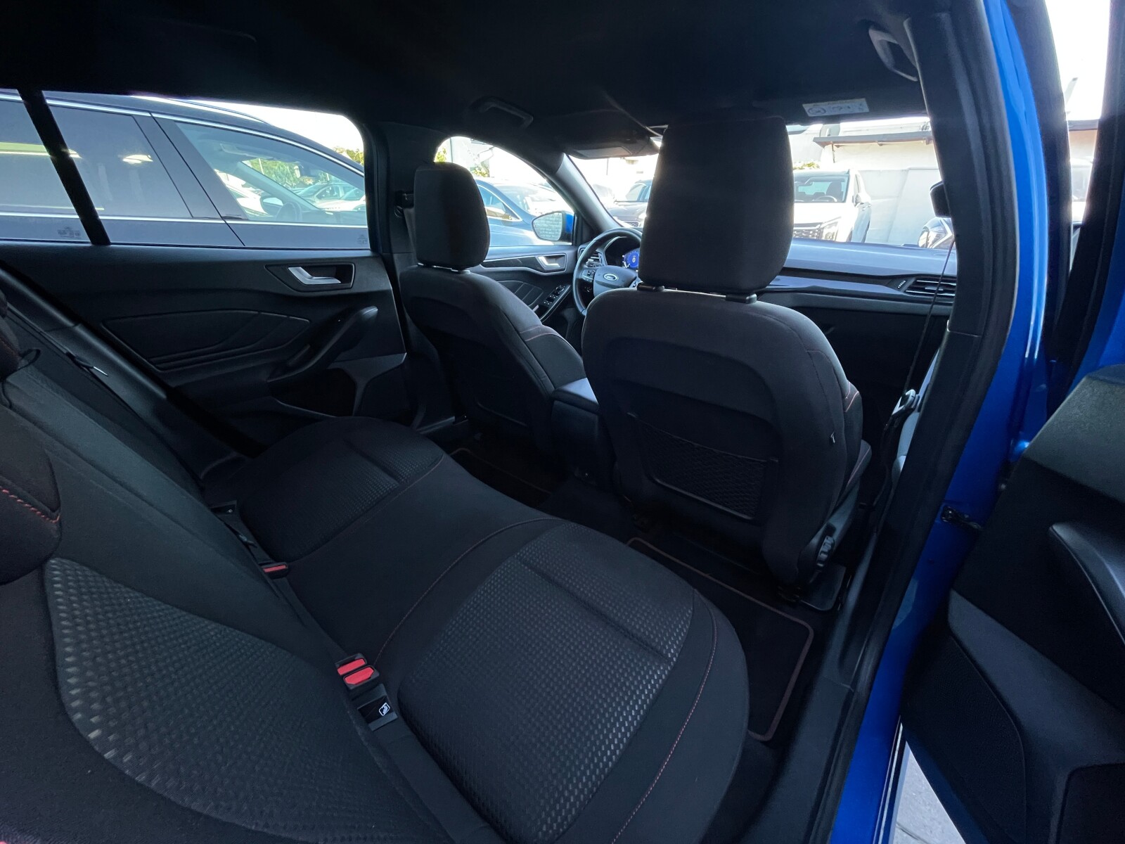 Ford Focus - zdjęcie 13