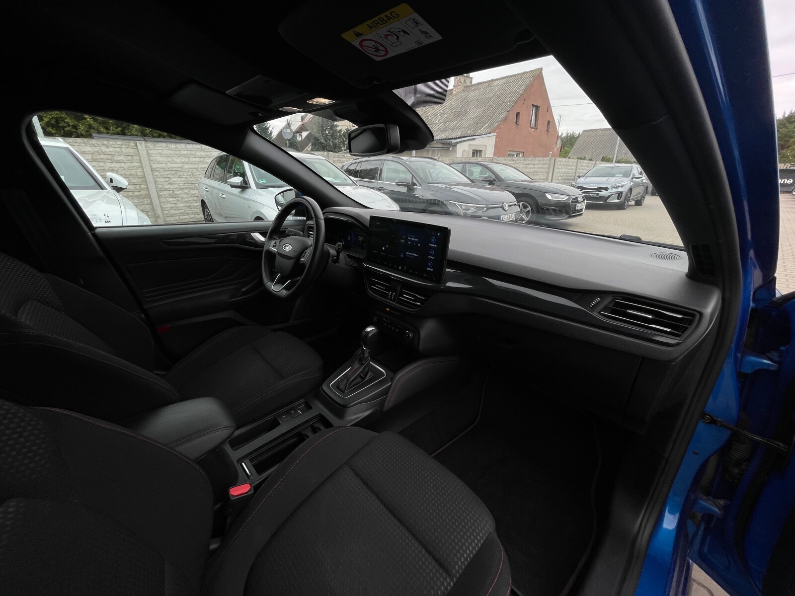 Ford Focus - zdjęcie 14