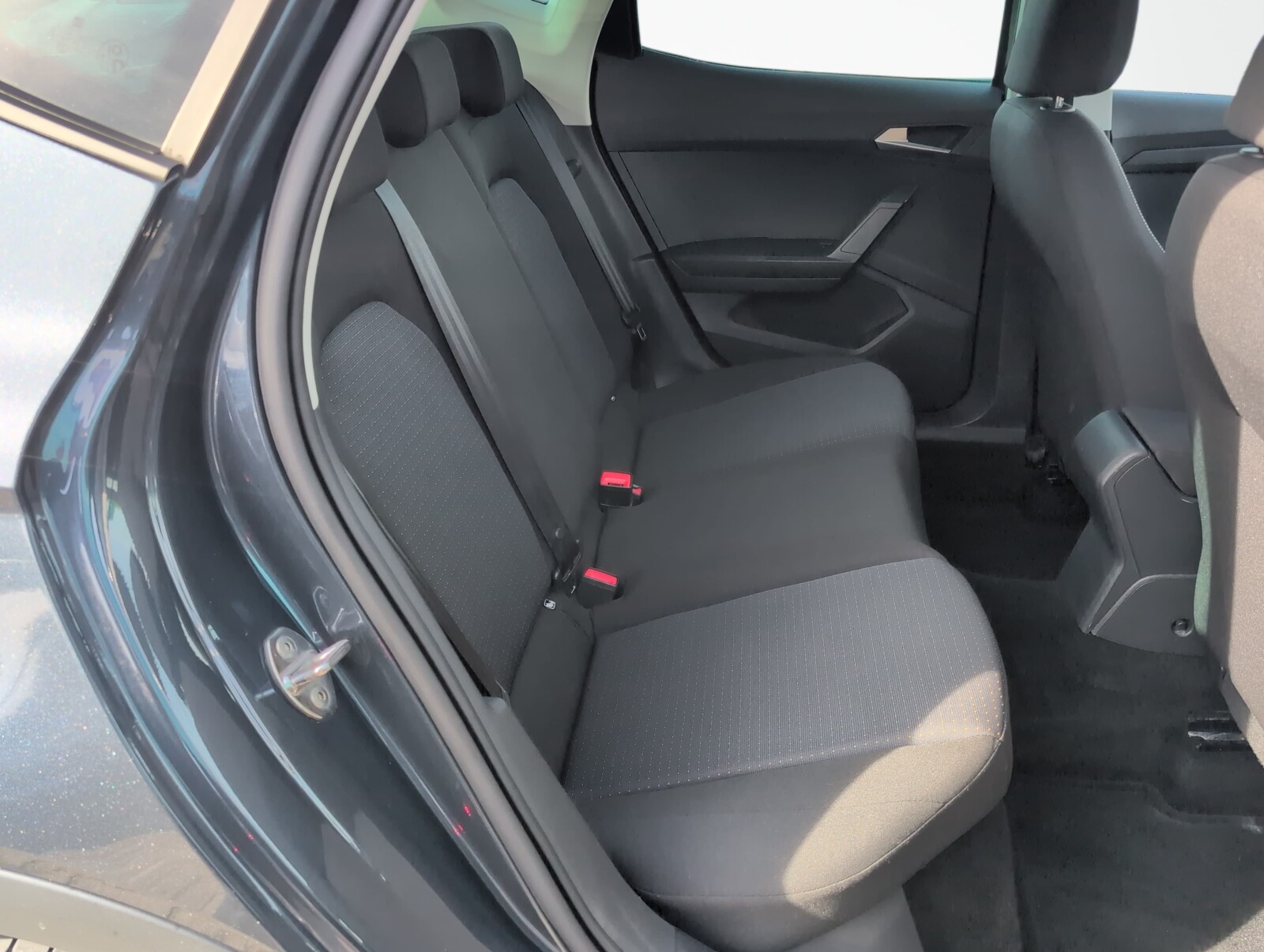 Seat Arona - zdjęcie 11