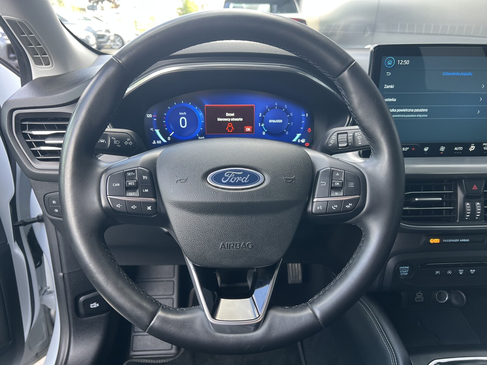 Ford Focus - zdjęcie 25