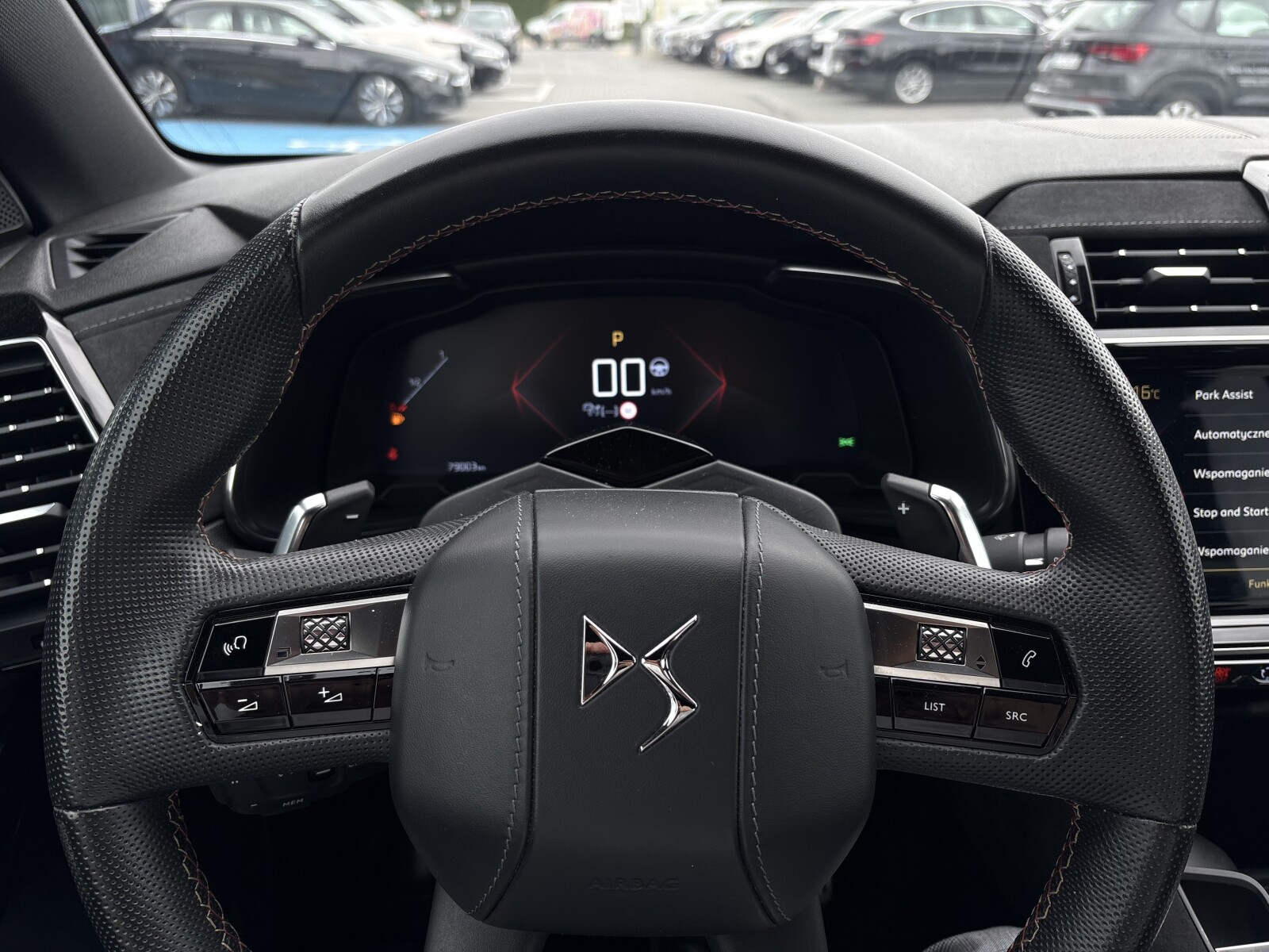 DS Automobiles DS 7 Crossback - zdjęcie 16