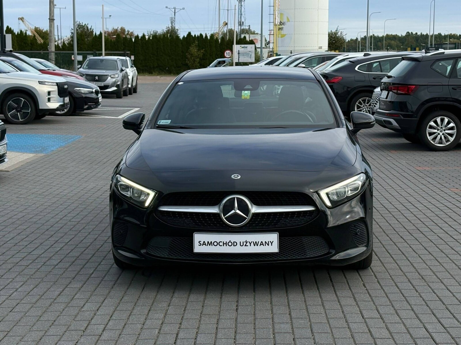 Mercedes-Benz A 180 - zdjęcie 3