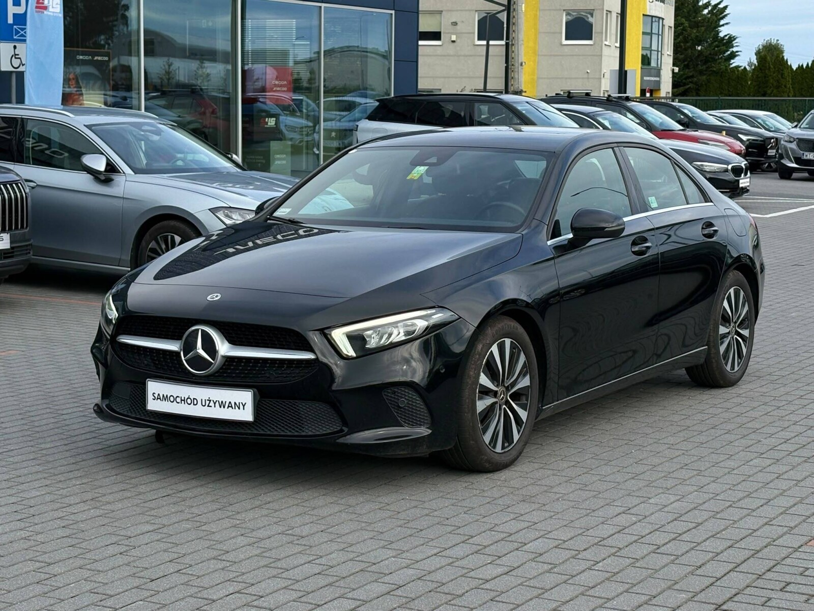 Mercedes-Benz A 180 - zdjęcie 2