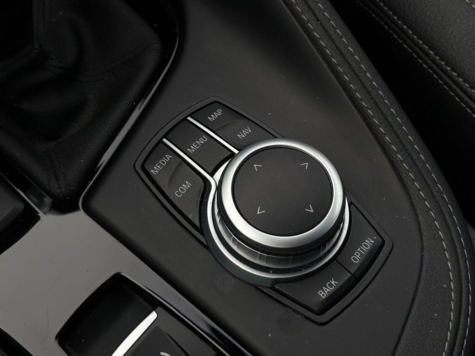 BMW X1 - zdjęcie 9