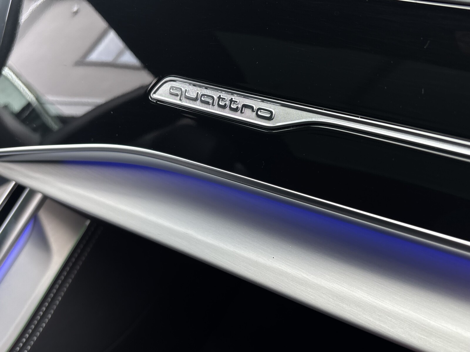 Audi Q8 - zdjęcie 38