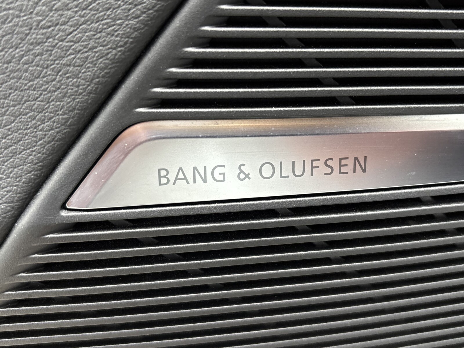 Audi Q8 - zdjęcie 21