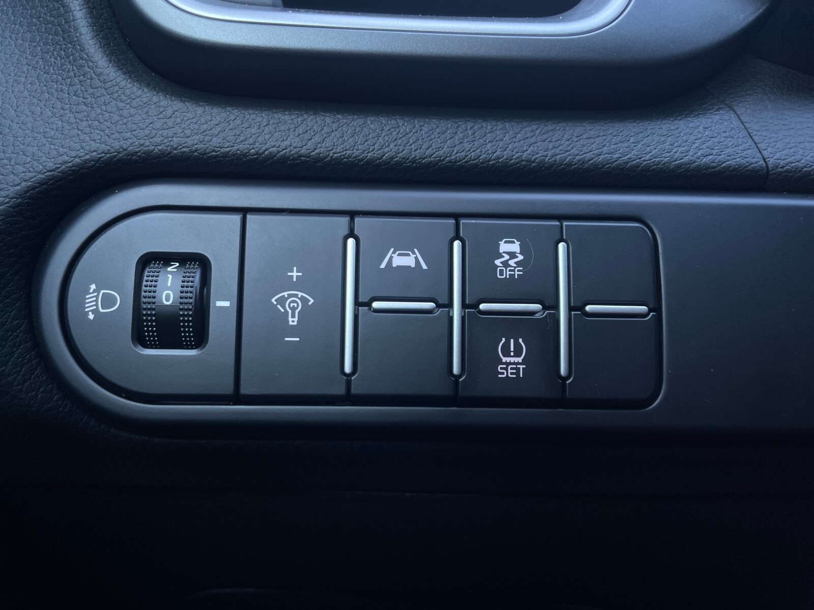 Kia Ceed - zdjęcie 34