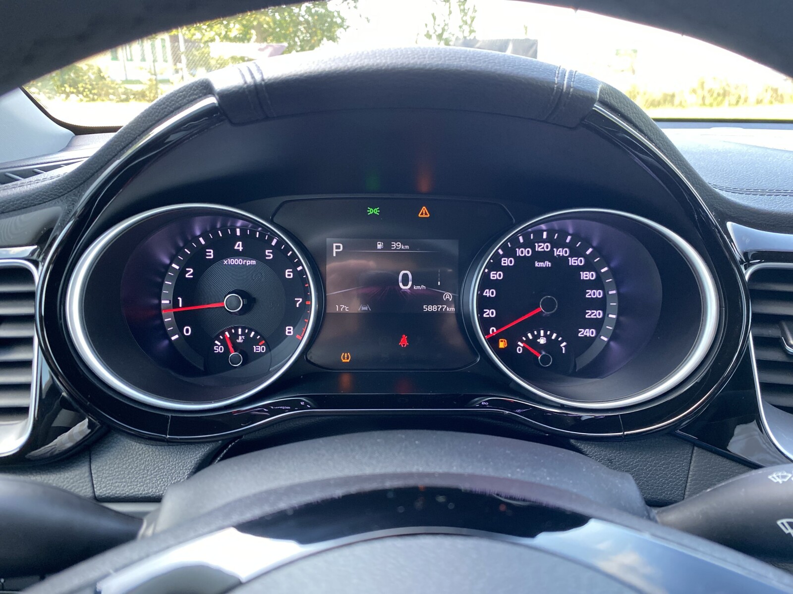 Kia Ceed - zdjęcie 21