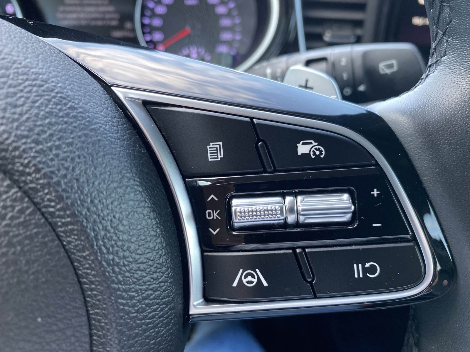 Kia Ceed - zdjęcie 20