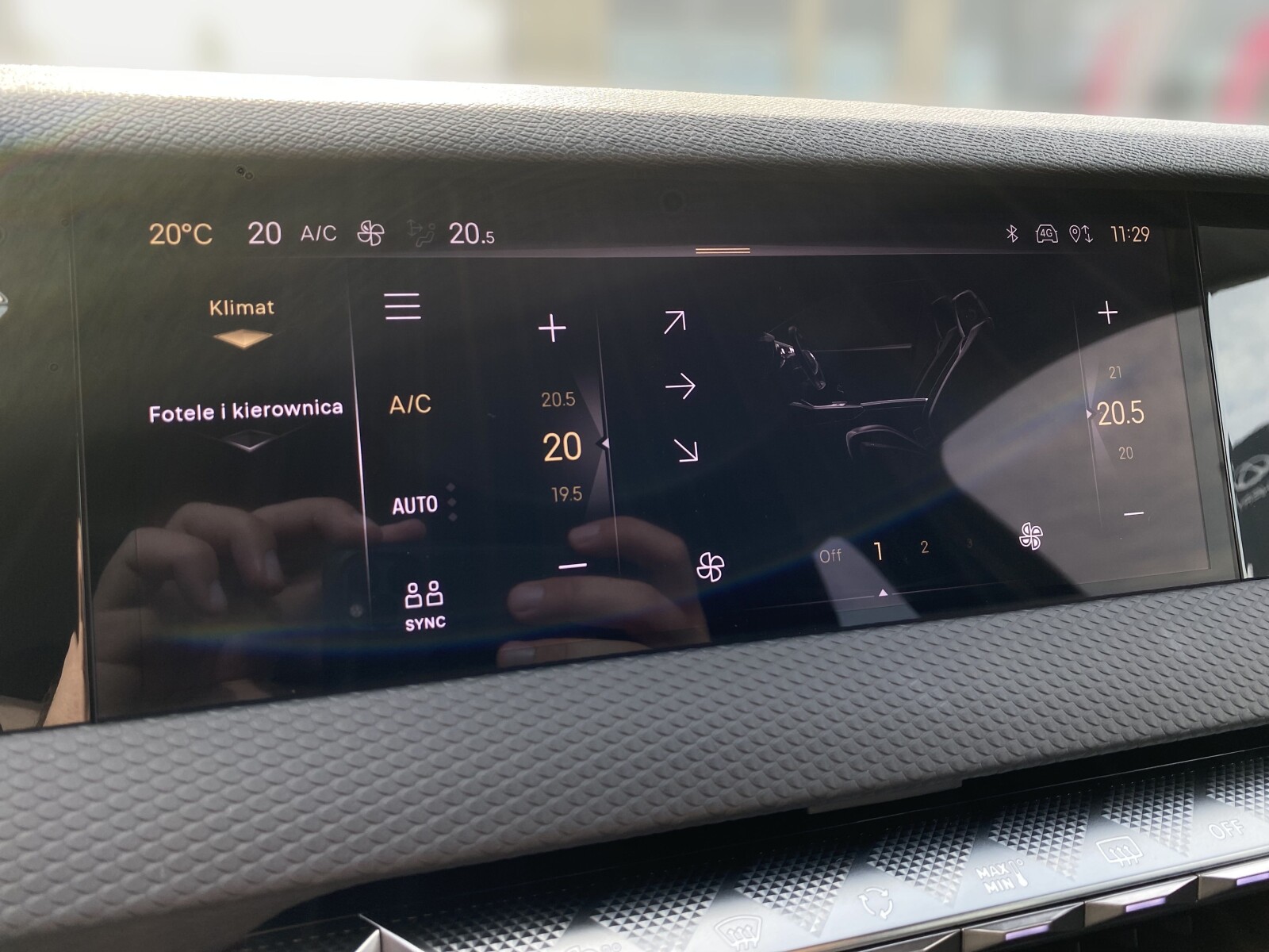 DS Automobiles DS 4 - zdjęcie 20