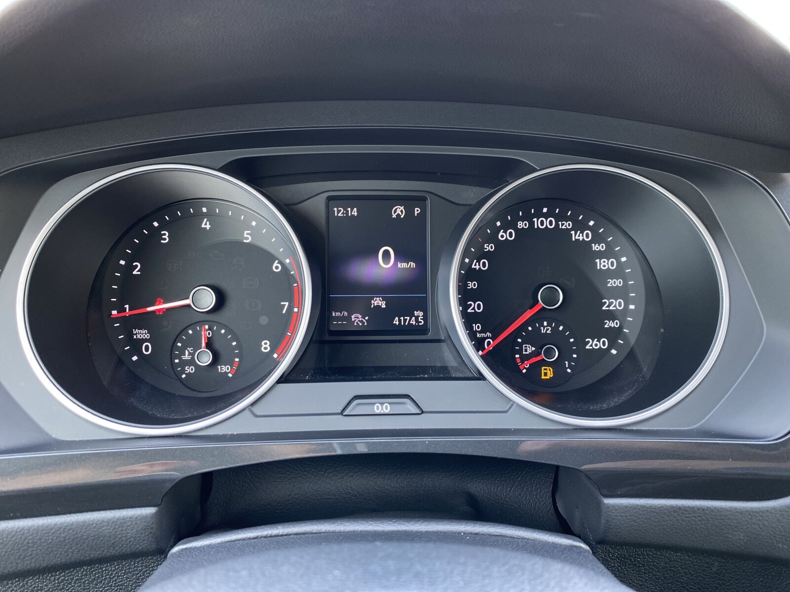 Volkswagen Tiguan - zdjęcie 28