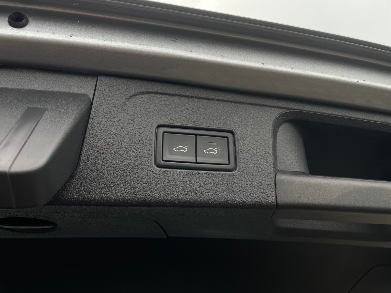 Volkswagen Passat Variant - zdjęcie 15