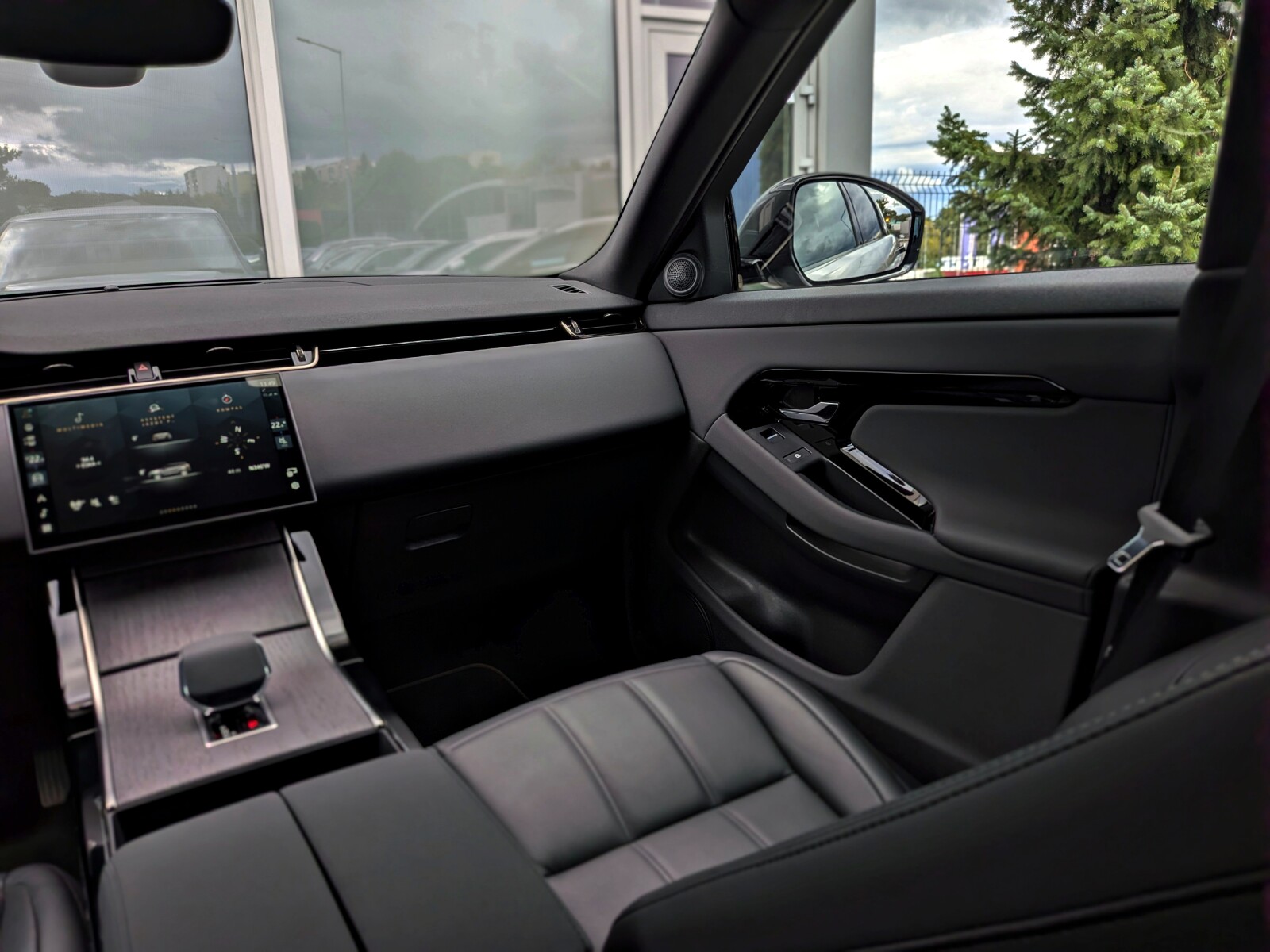 Land Rover Range Rover Evoque - zdjęcie 17