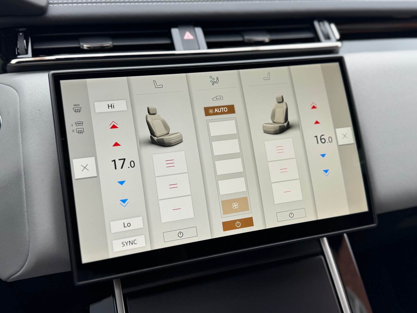 Land Rover Range Rover Velar - zdjęcie 22