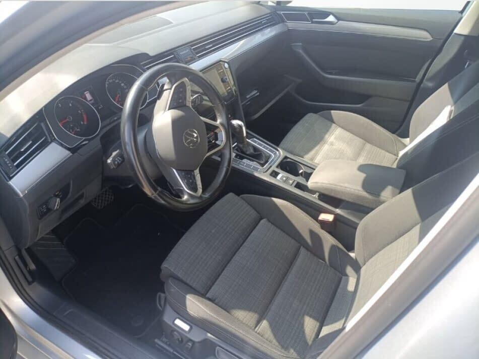 Volkswagen Passat Variant - zdjęcie 3