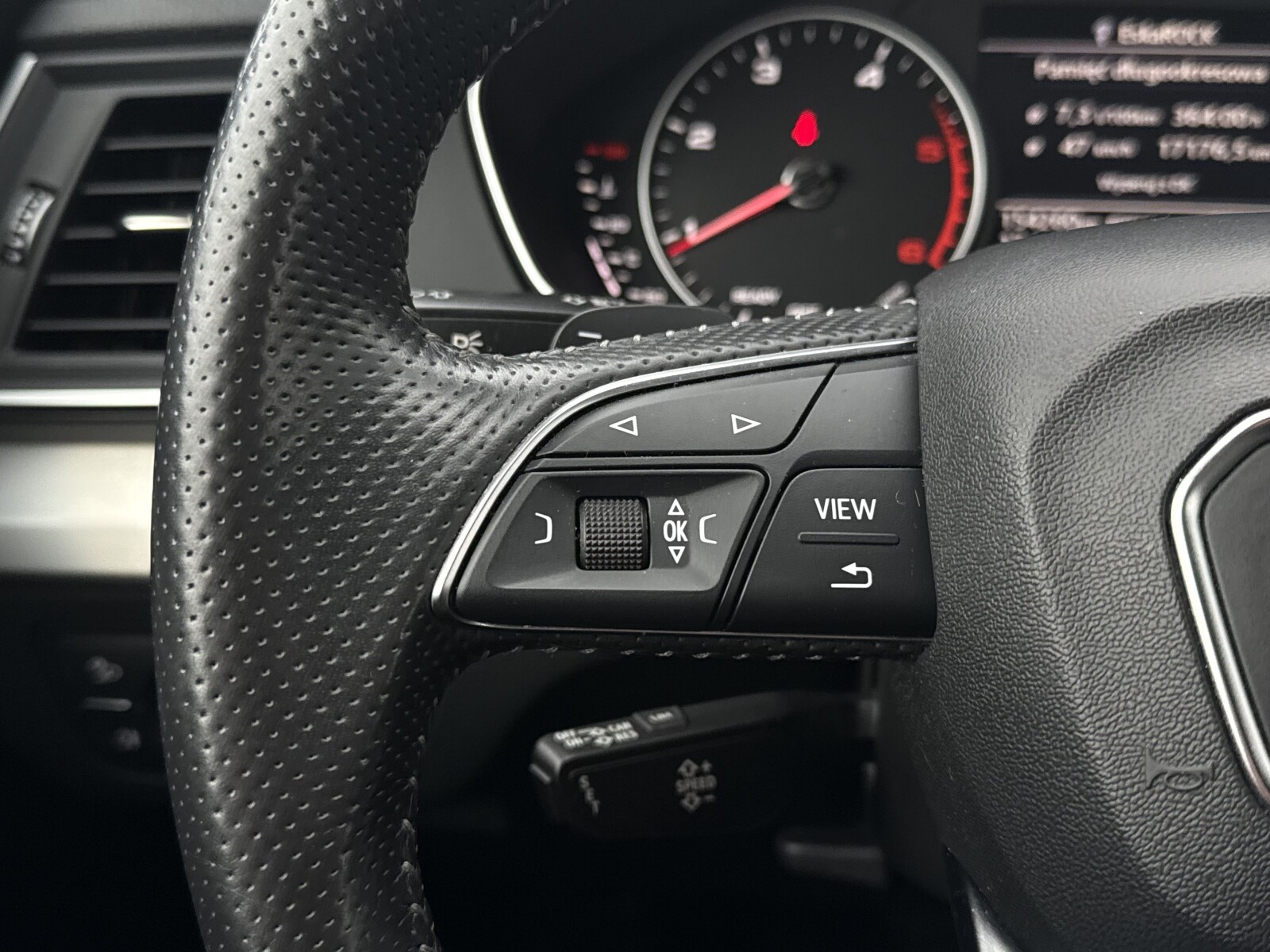 Audi Q5 - zdjęcie 25