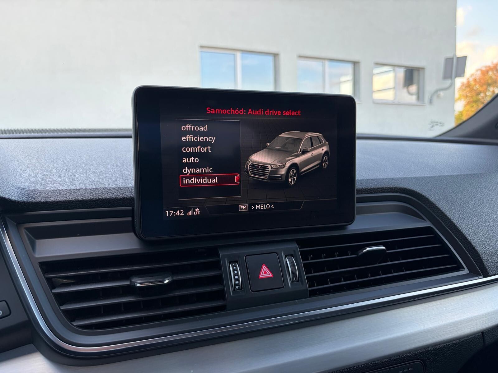 Audi Q5 - zdjęcie 9