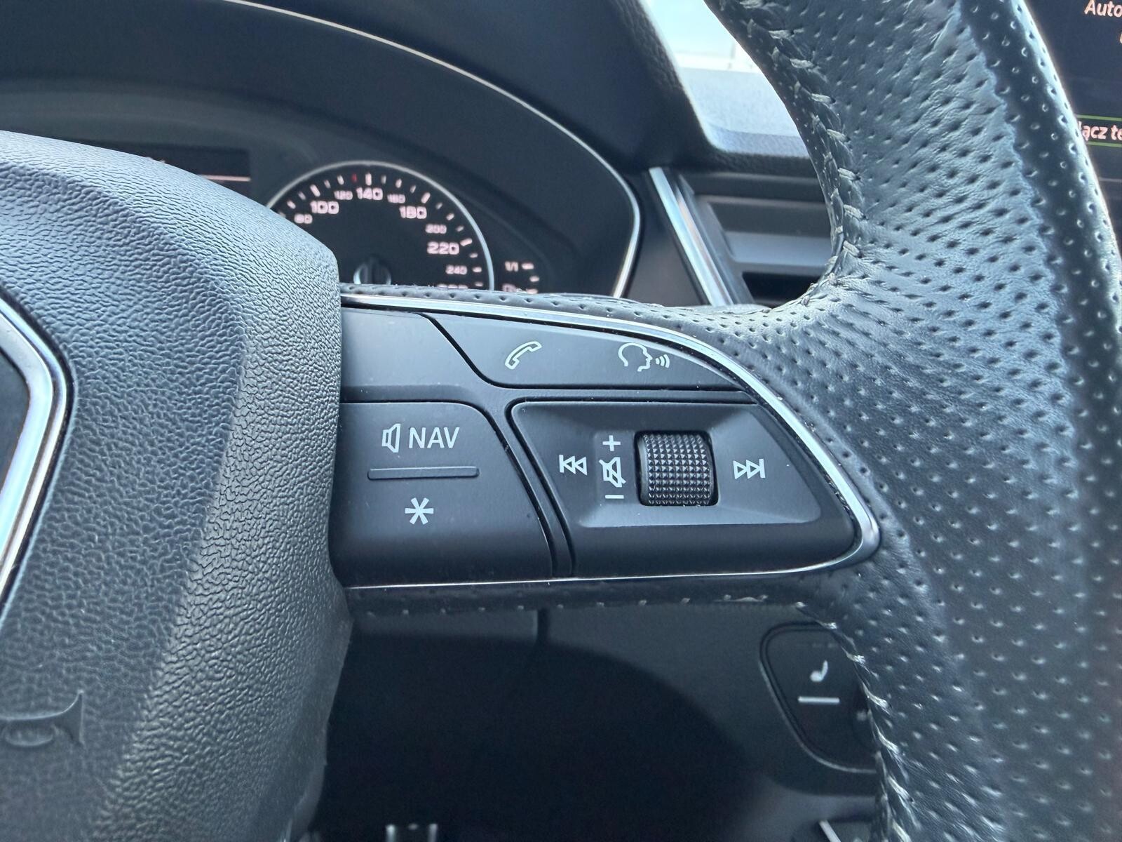 Audi Q5 - zdjęcie 8