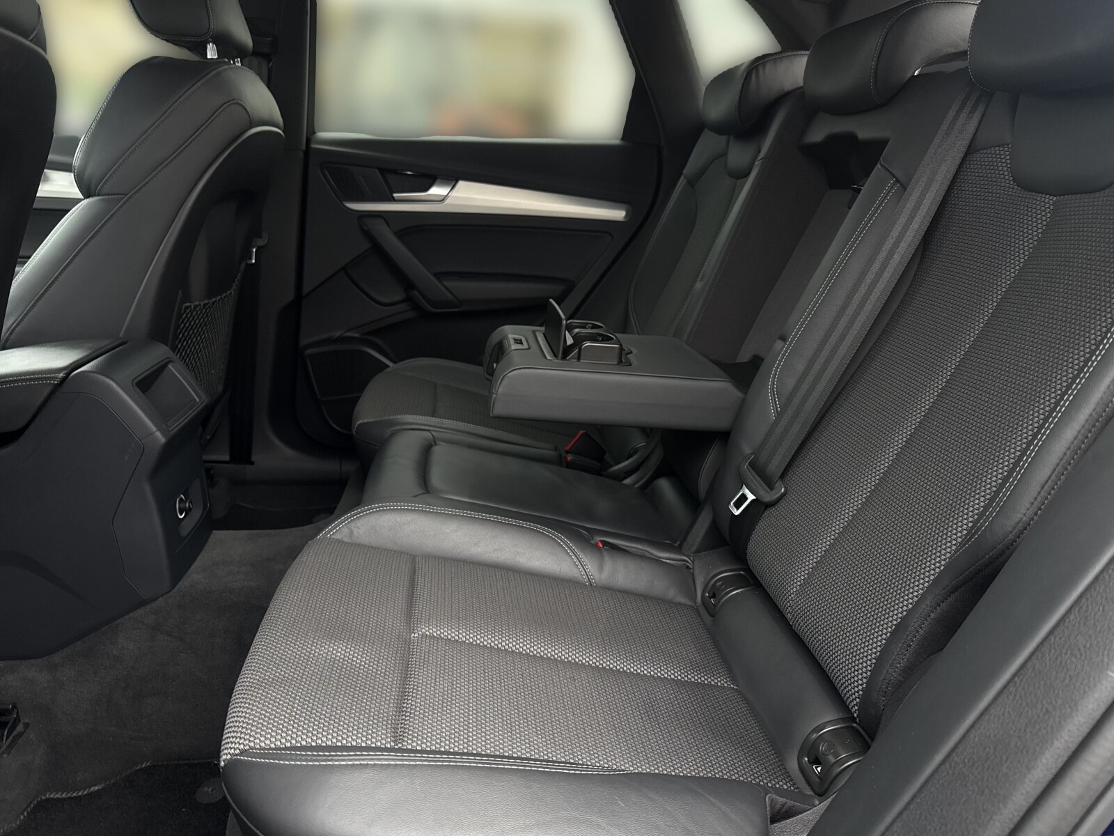 Audi Q5 - zdjęcie 16