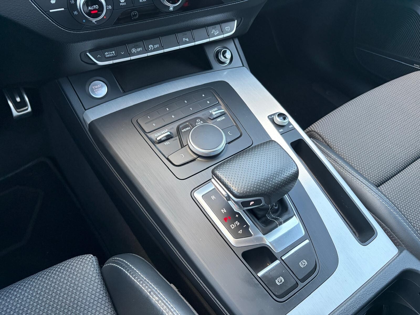 Audi Q5 - zdjęcie 18