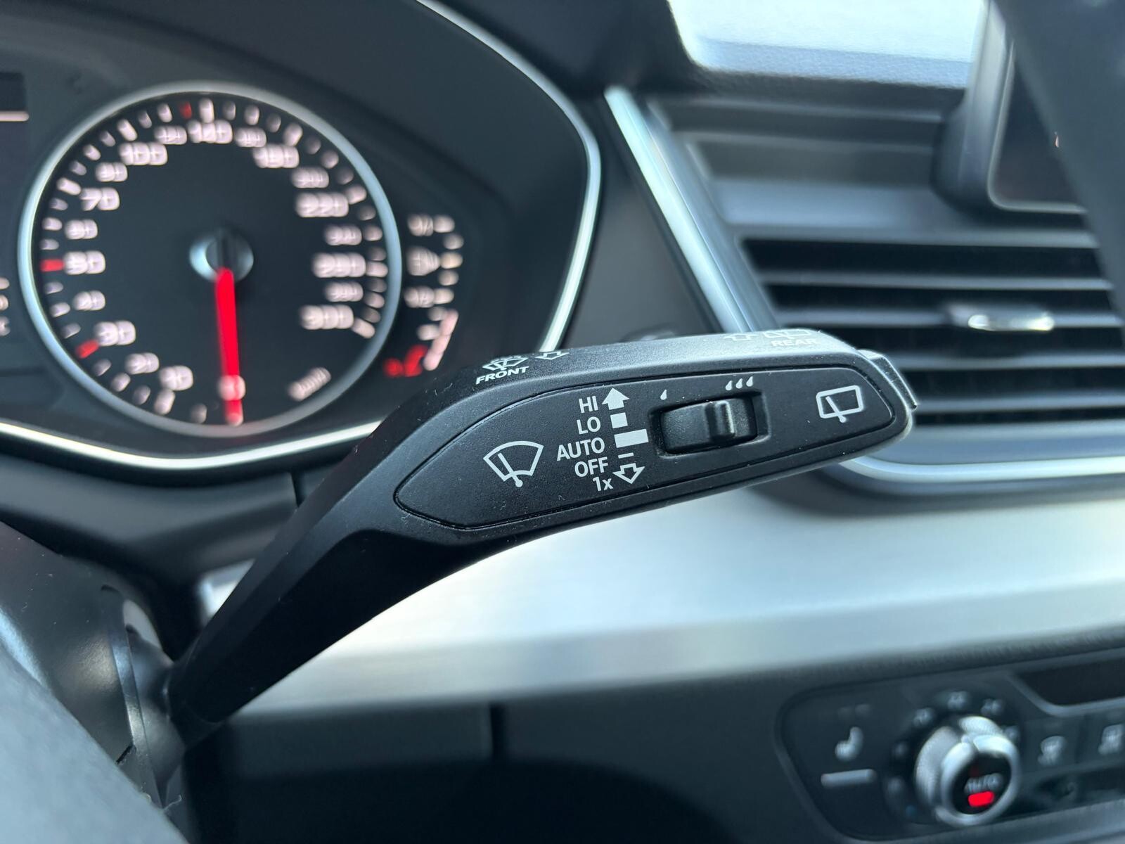 Audi Q5 - zdjęcie 16