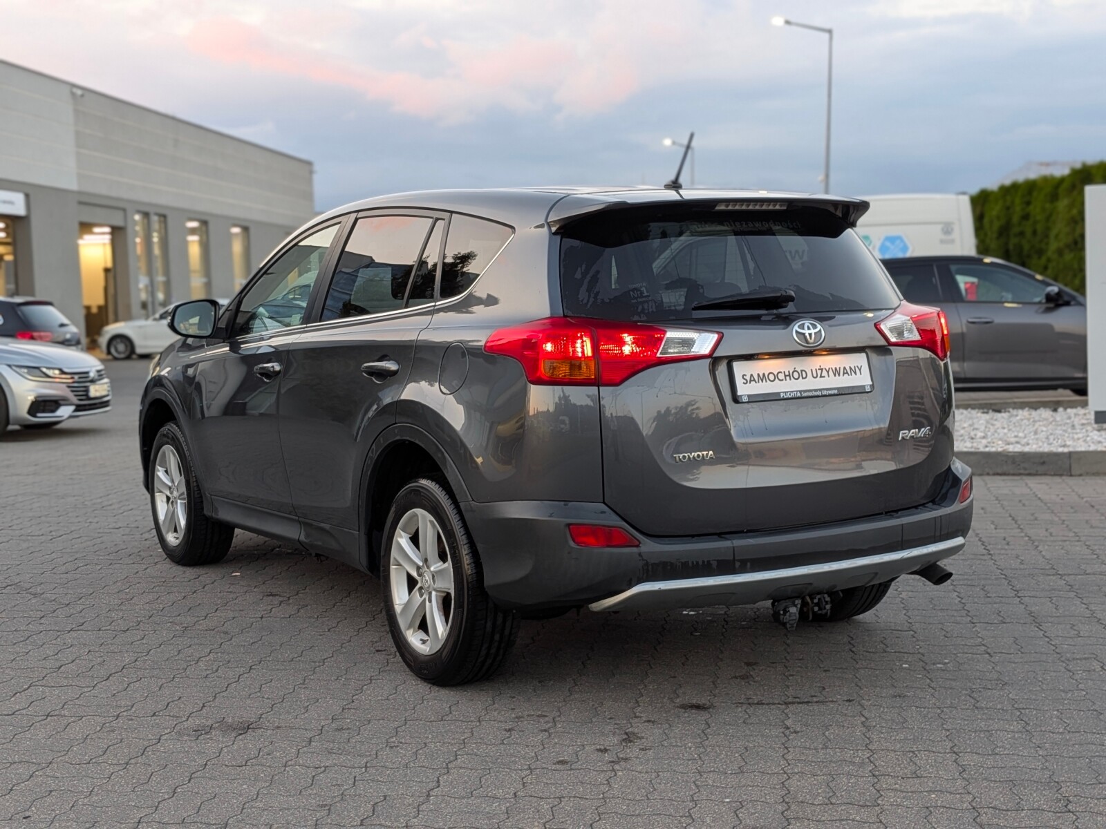 Toyota RAV 4 - zdjęcie 2