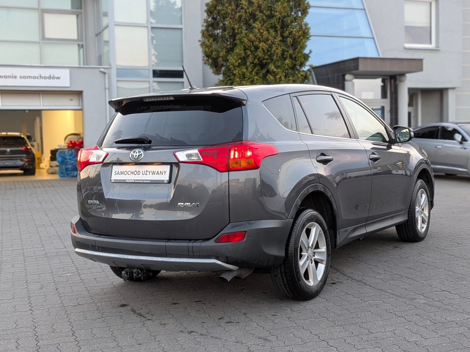 Toyota RAV 4 - zdjęcie 4
