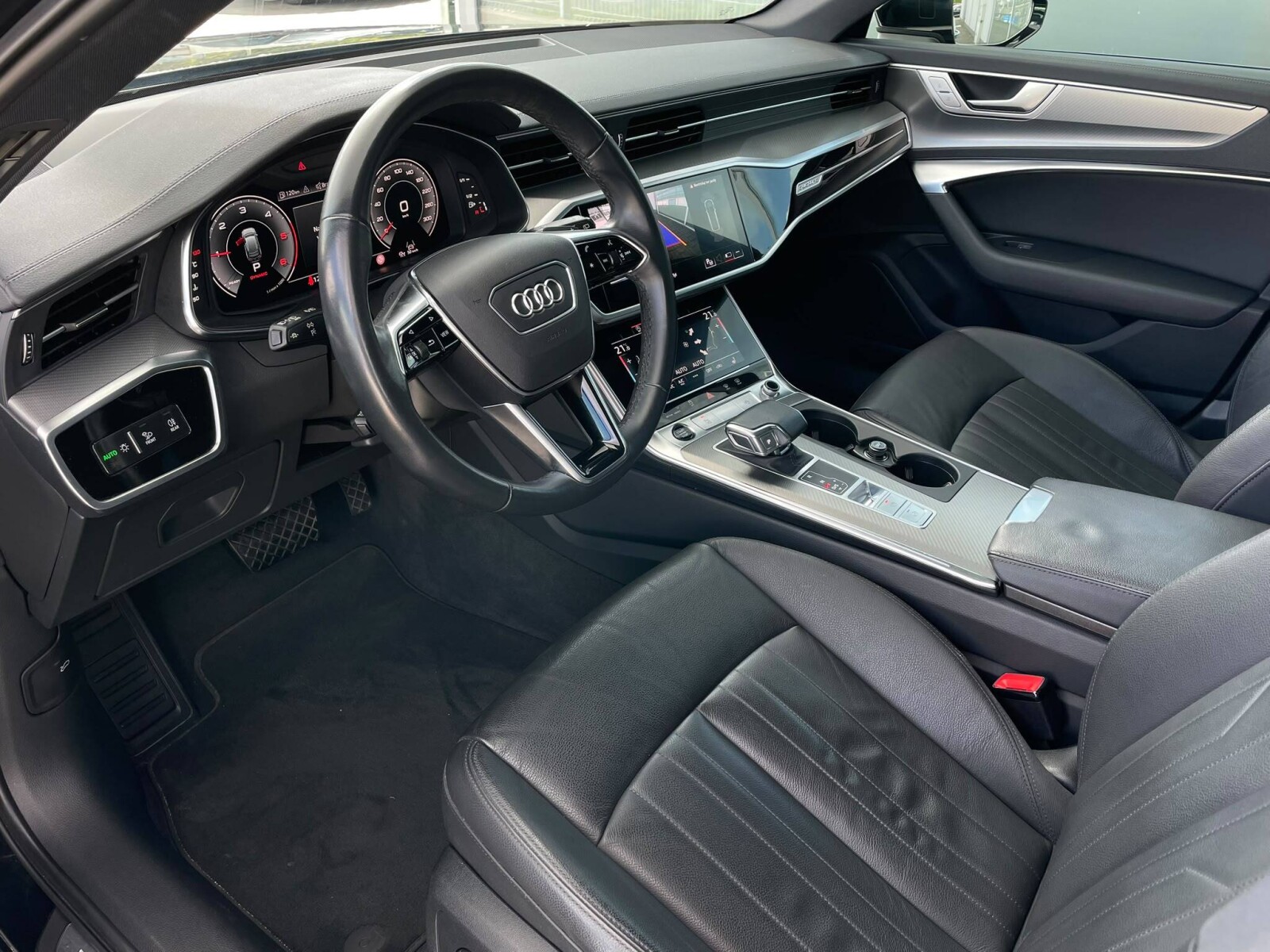 Audi A6 Avant - zdjęcie 20