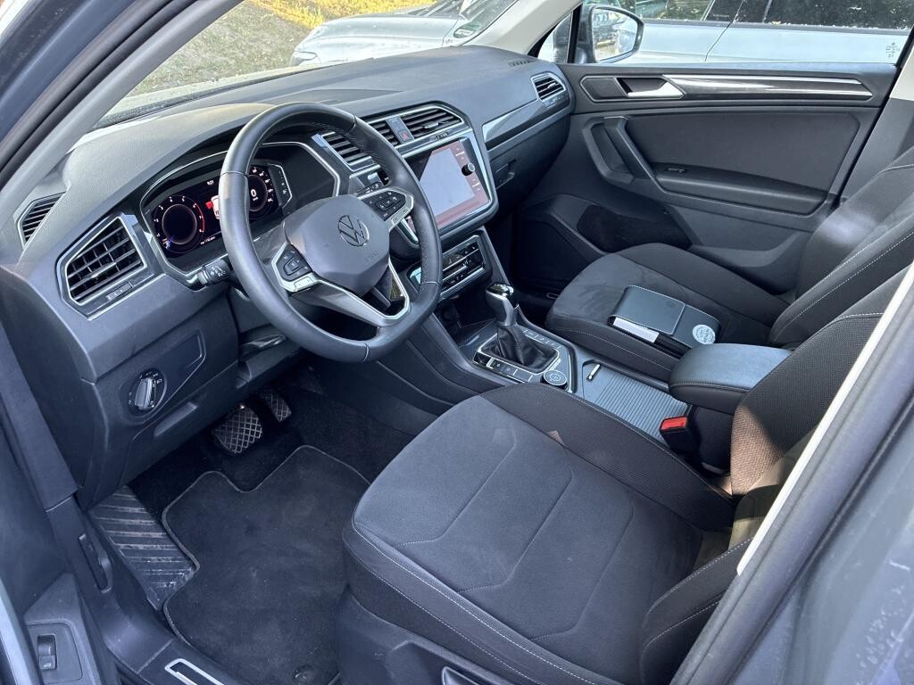 Volkswagen Tiguan - zdjęcie 5