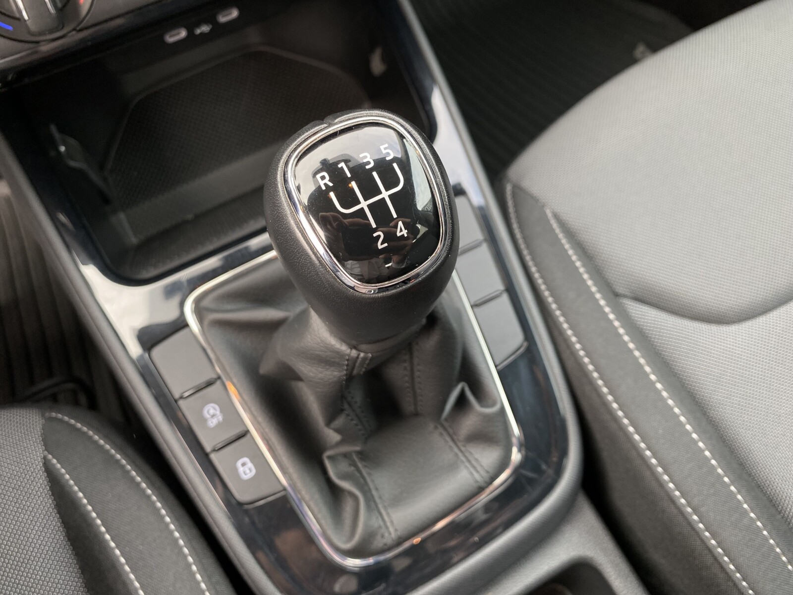 Škoda Fabia - zdjęcie 12