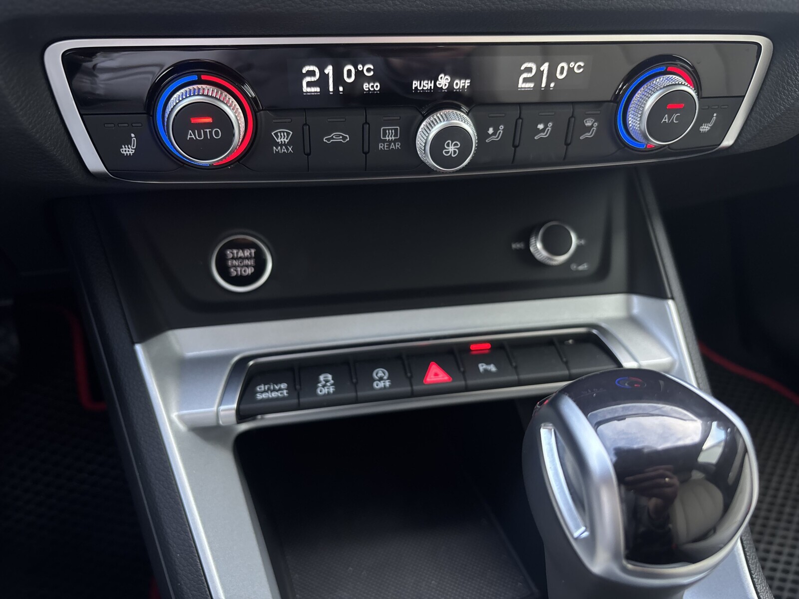 Audi Q3 Sportback - zdjęcie 18