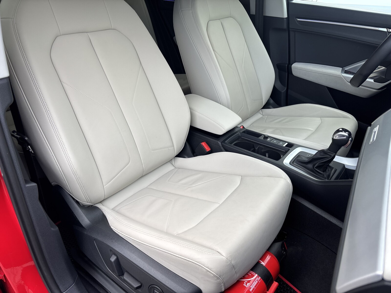 Audi Q3 Sportback - zdjęcie 34