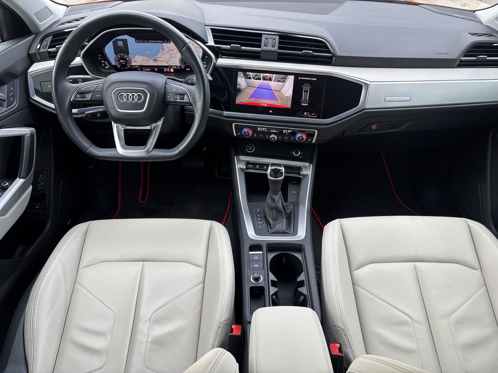 Audi Q3 Sportback - zdjęcie 9