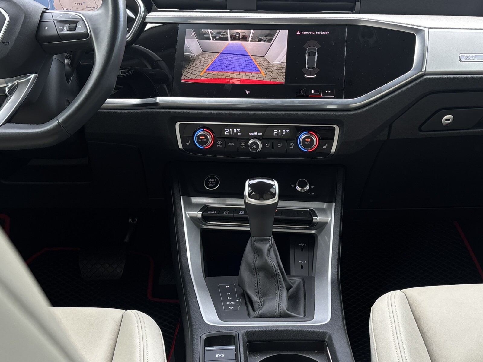 Audi Q3 Sportback - zdjęcie 19