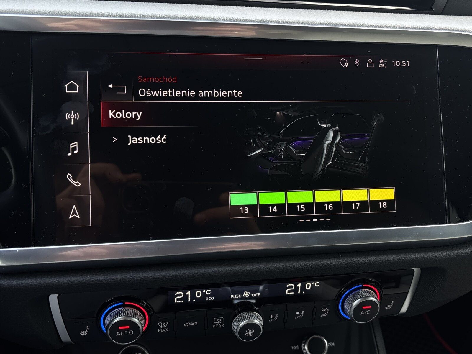 Audi Q3 Sportback - zdjęcie 22