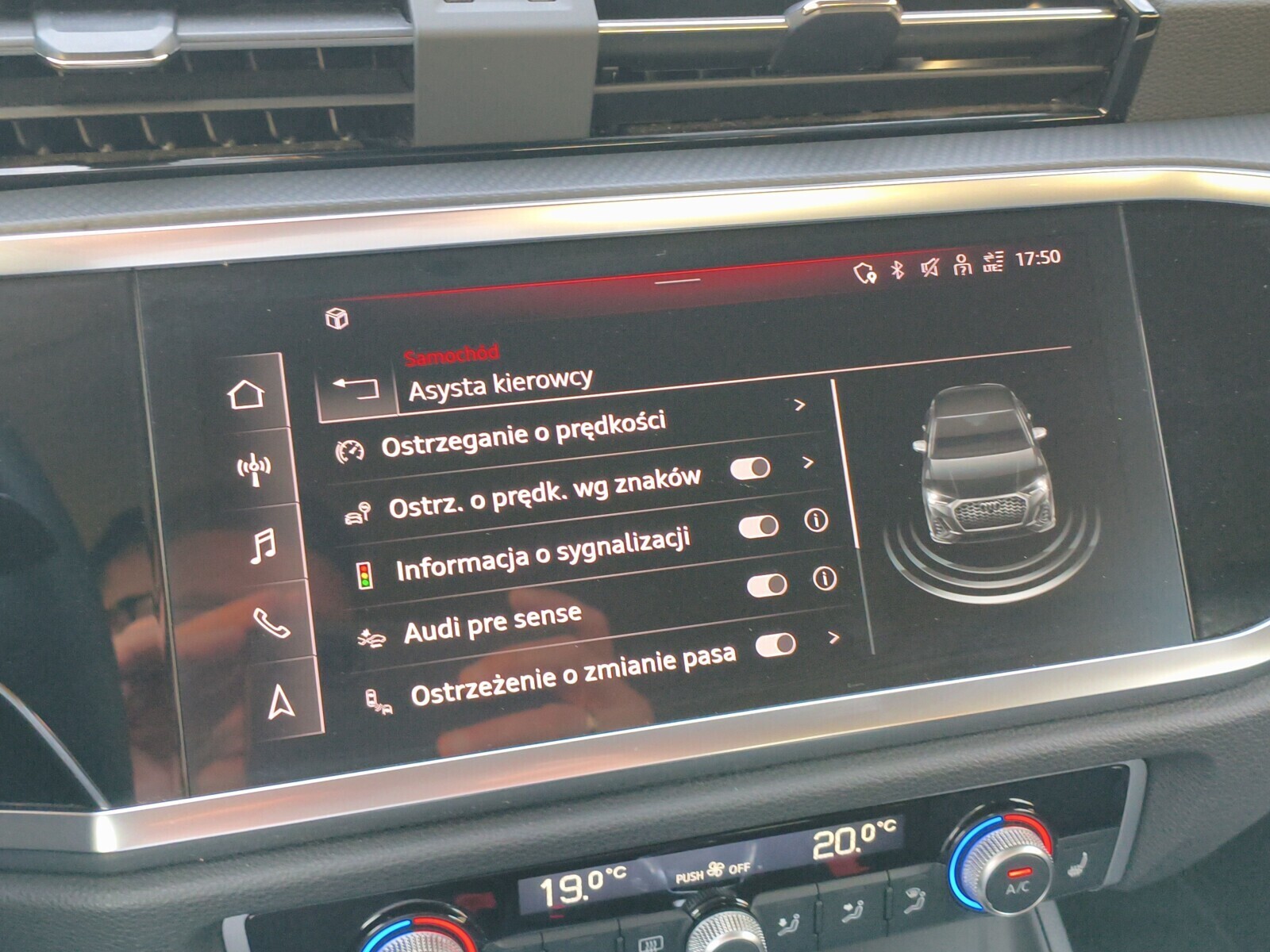 Audi Q3 Sportback - zdjęcie 27