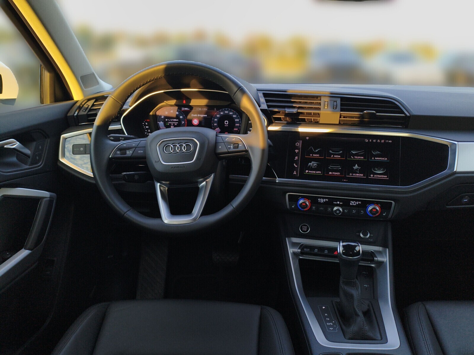 Audi Q3 Sportback - zdjęcie 11