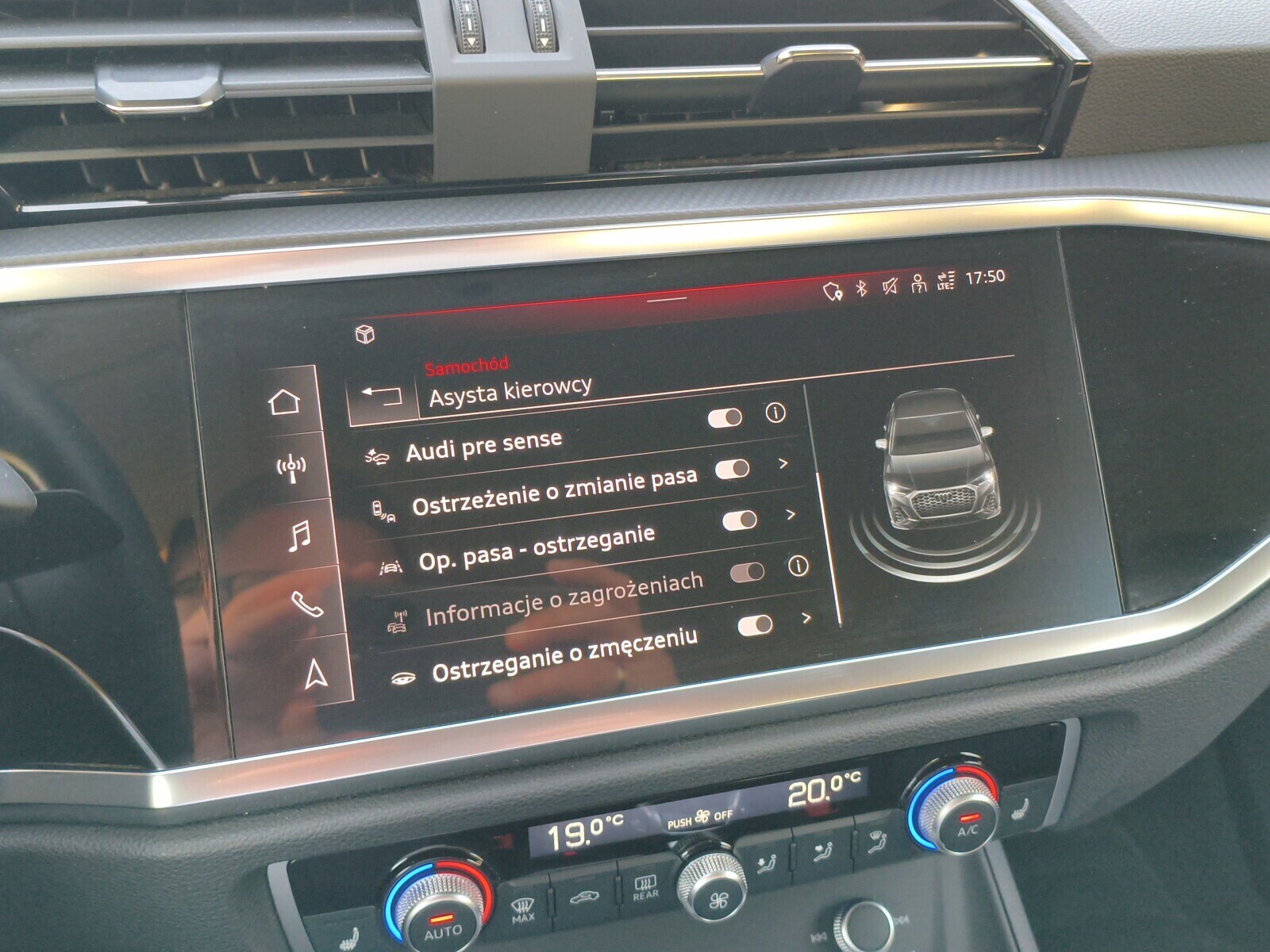 Audi Q3 Sportback - zdjęcie 28