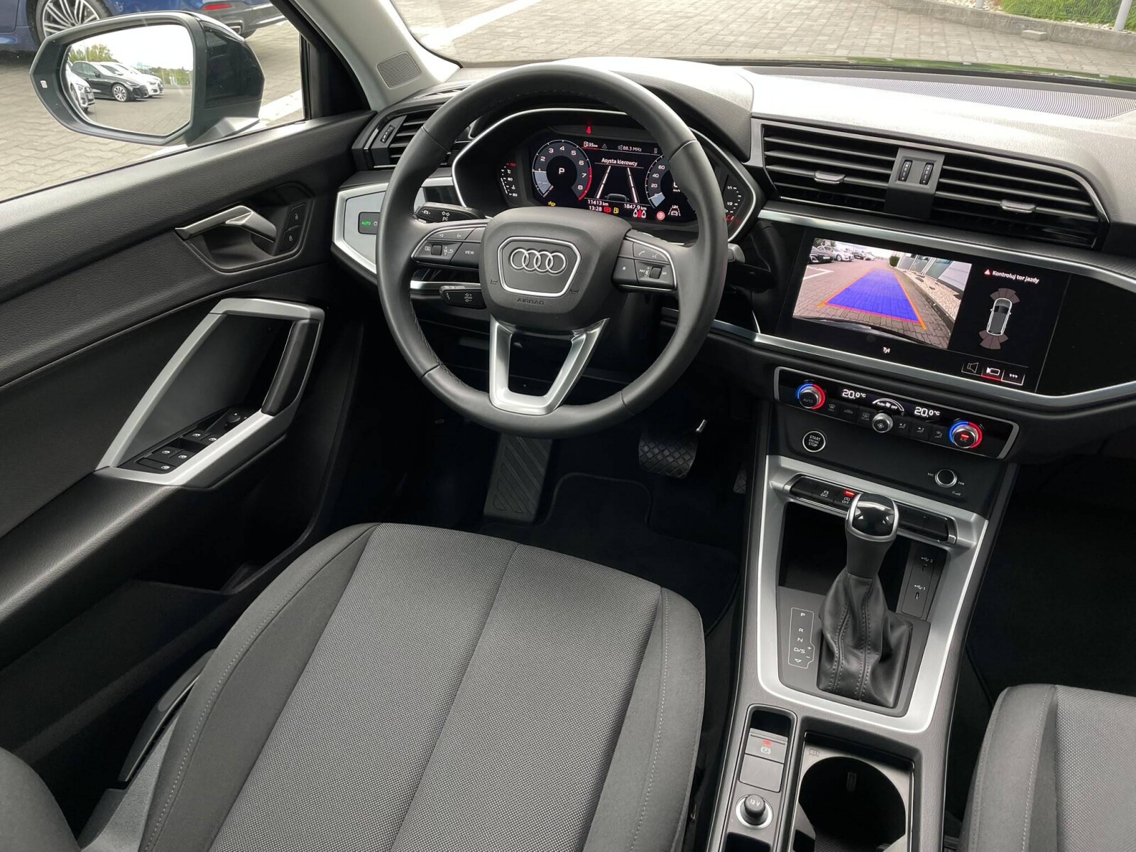 Audi Q3 - zdjęcie 12