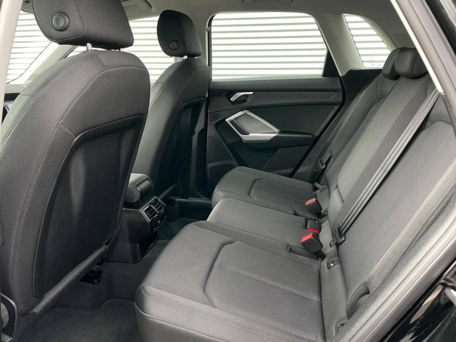 Audi Q3 - zdjęcie 11