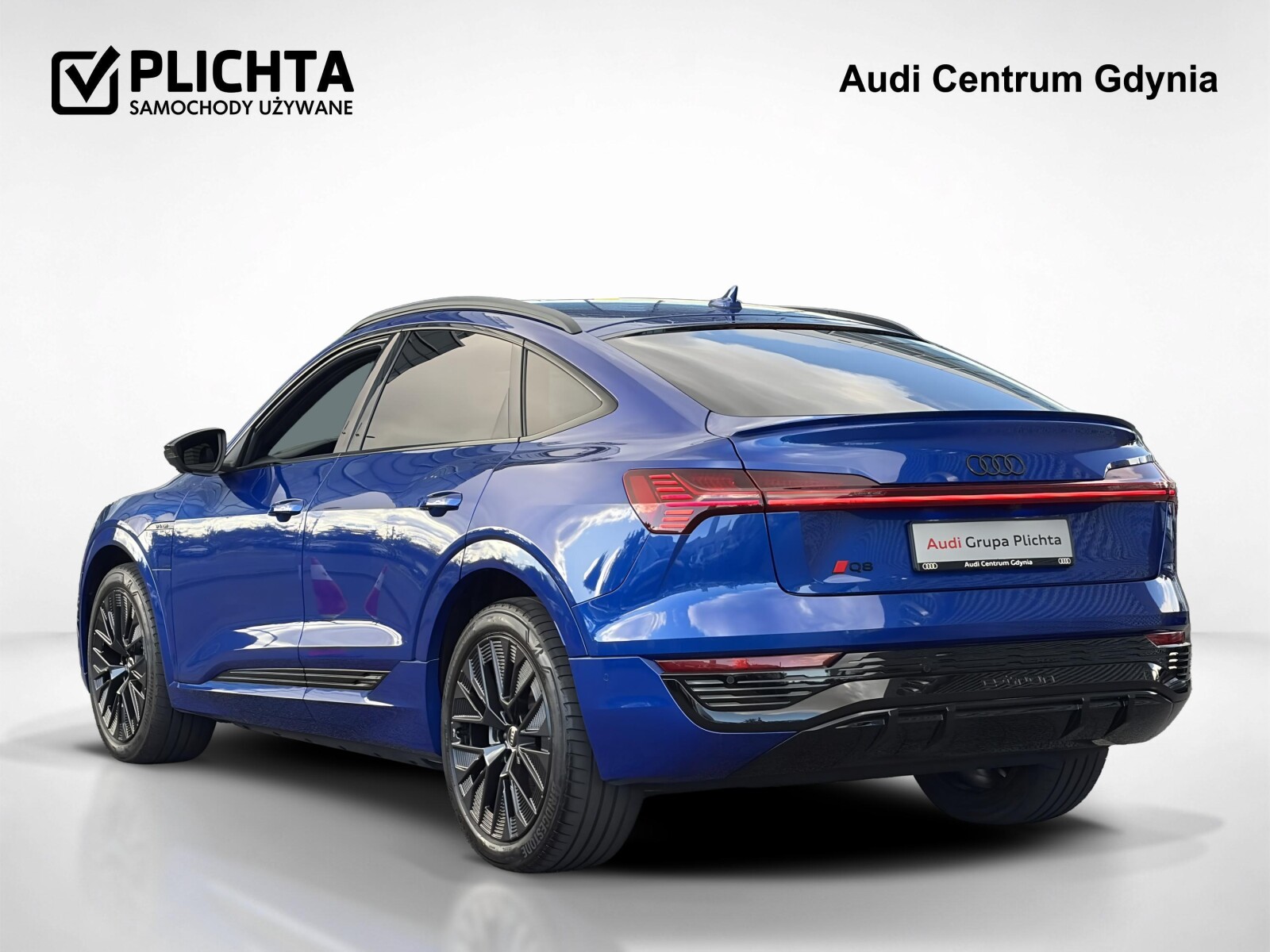 Audi Q8 Sportback e-tron - zdjęcie 3