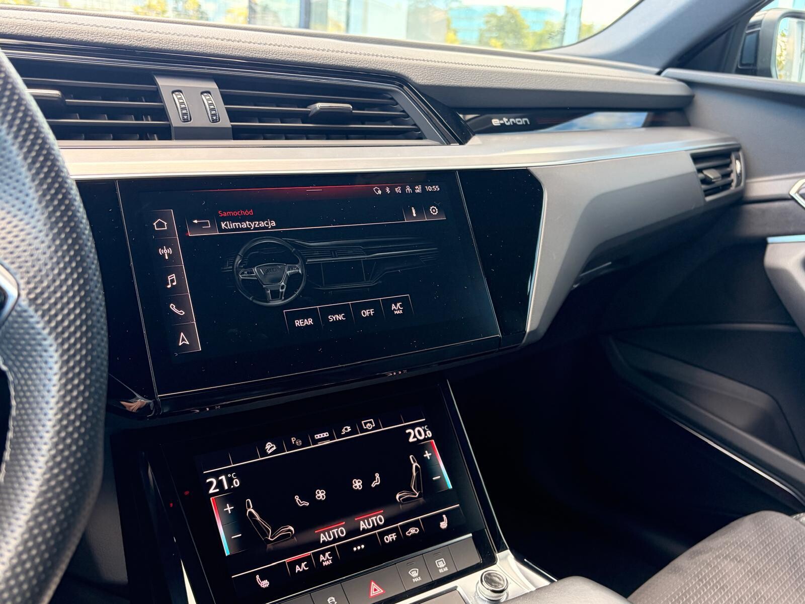 Audi Q8 Sportback e-tron - zdjęcie 34