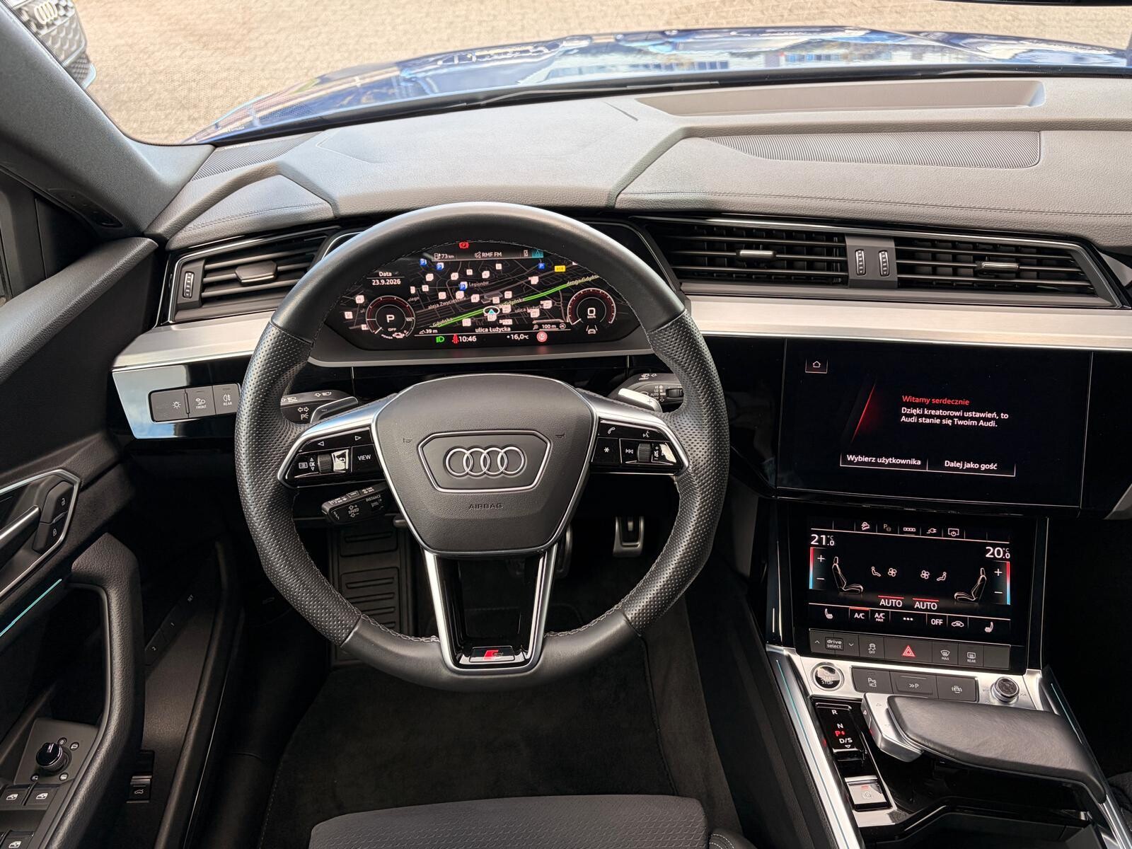 Audi Q8 Sportback e-tron - zdjęcie 23