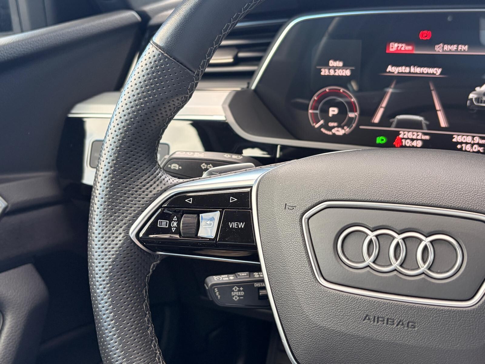 Audi Q8 Sportback e-tron - zdjęcie 24