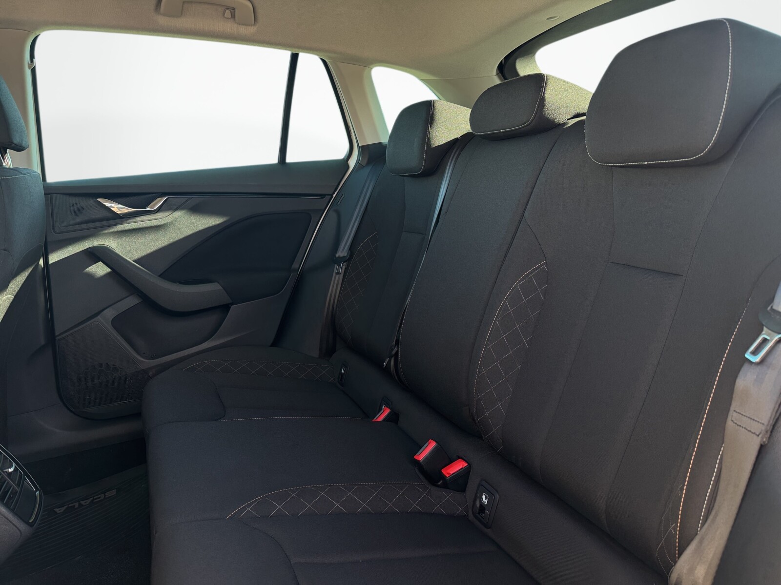 Škoda Scala - zdjęcie 22