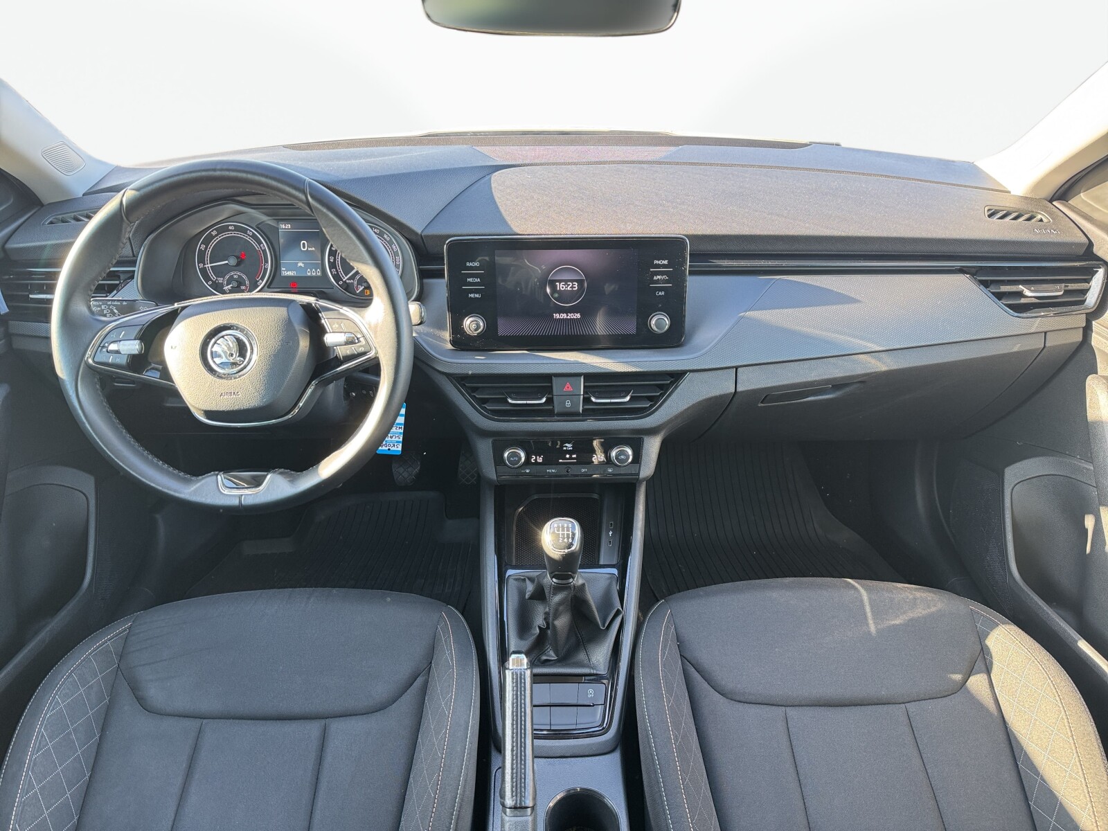 Škoda Scala - zdjęcie 10