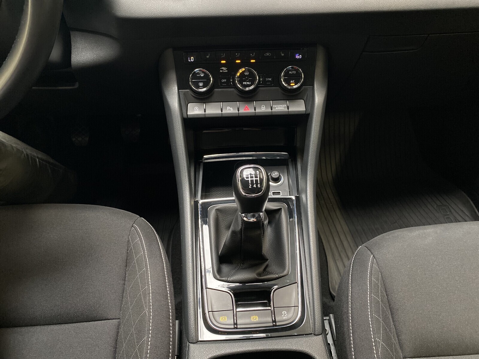 Škoda Karoq - zdjęcie 11