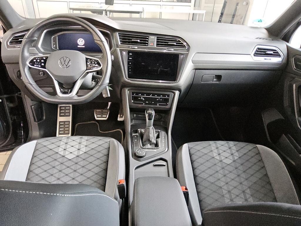 Volkswagen Tiguan Allspace - zdjęcie 3