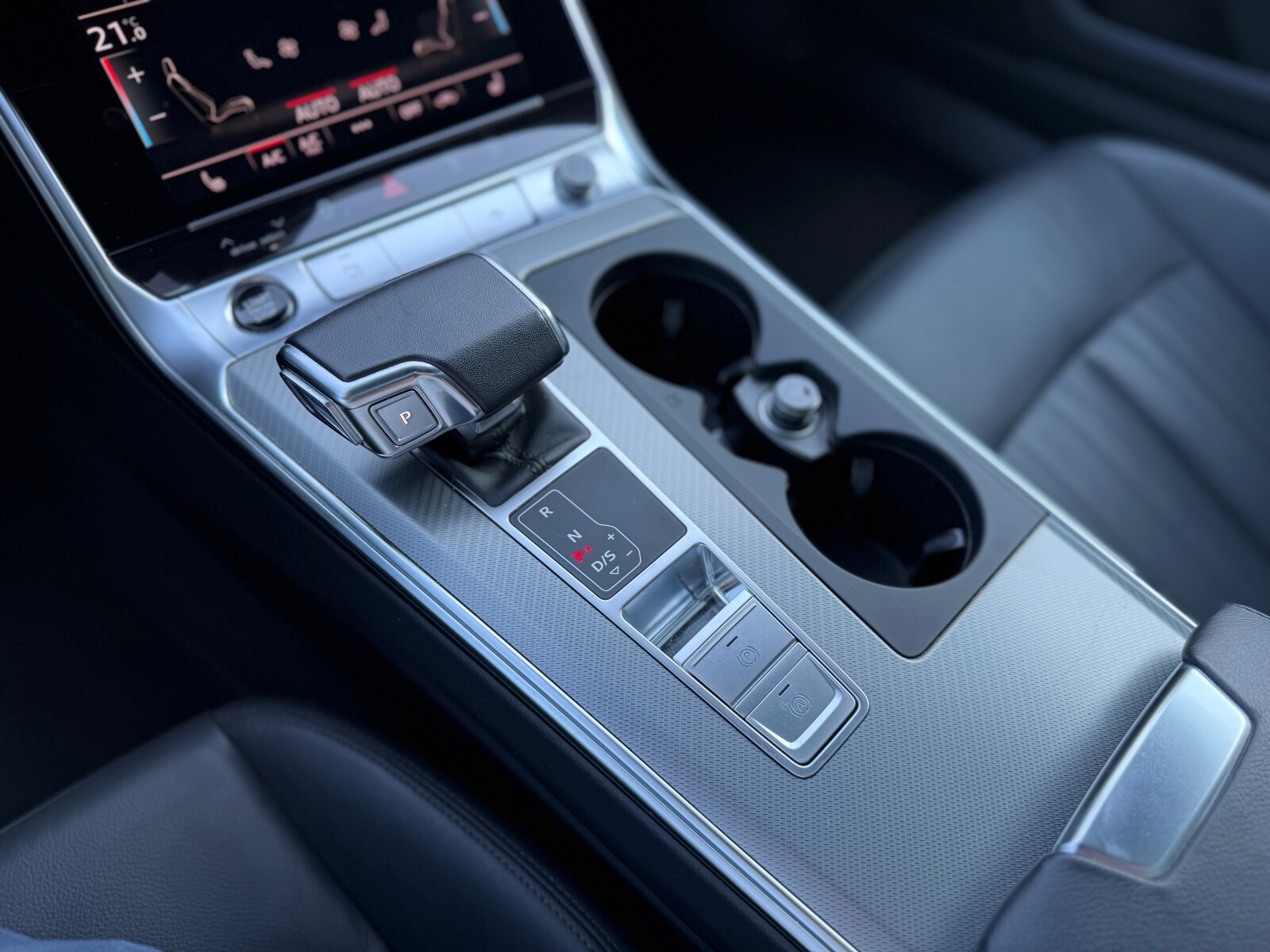 Audi A6 Avant - zdjęcie 24